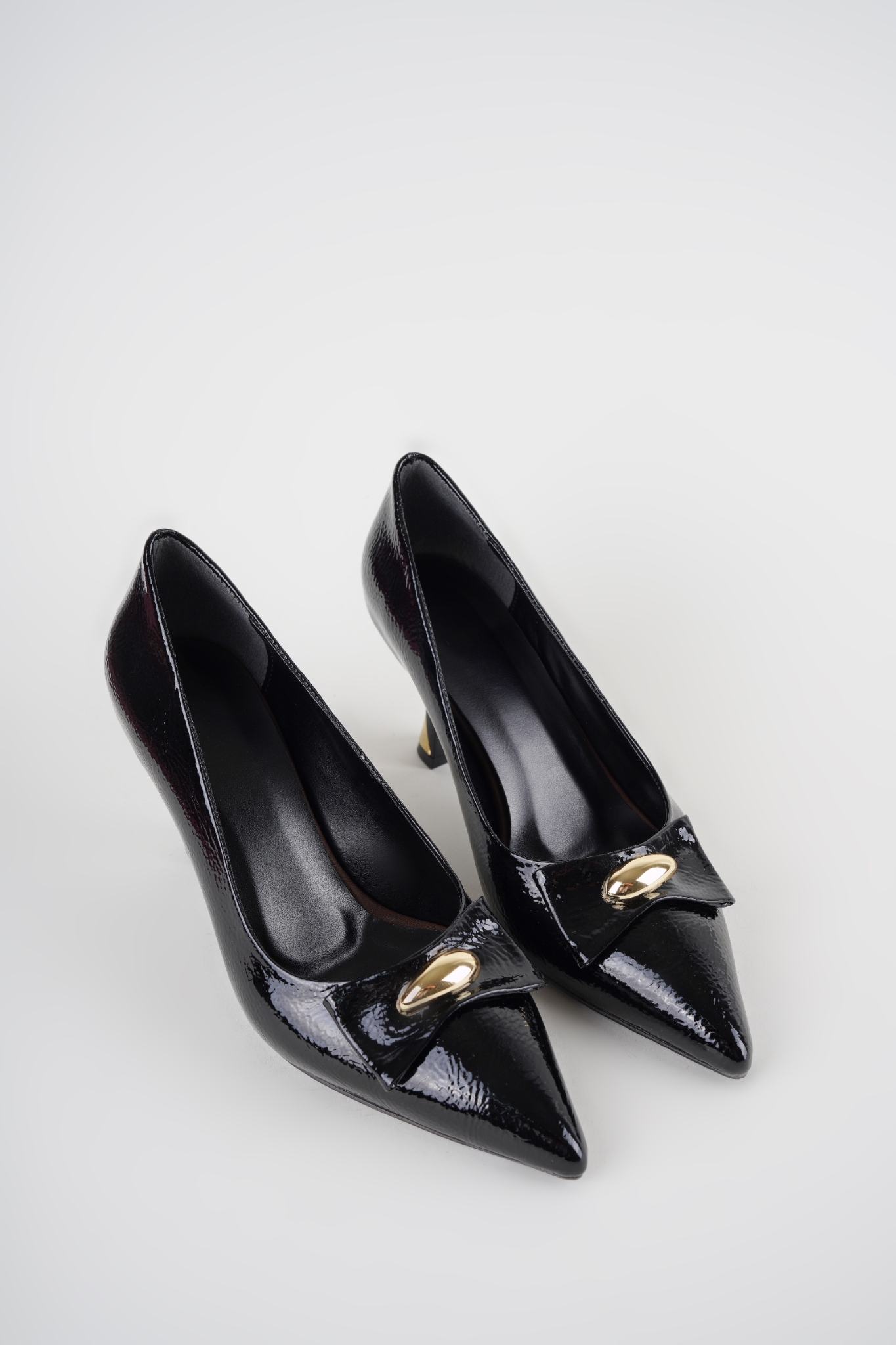 Tiara Siyah  Kırışık Rugan Gold Detaylı Topuklu Stiletto Tiara Siyah  Kırışık Rugan Gold Detaylı Topuklu Stiletto