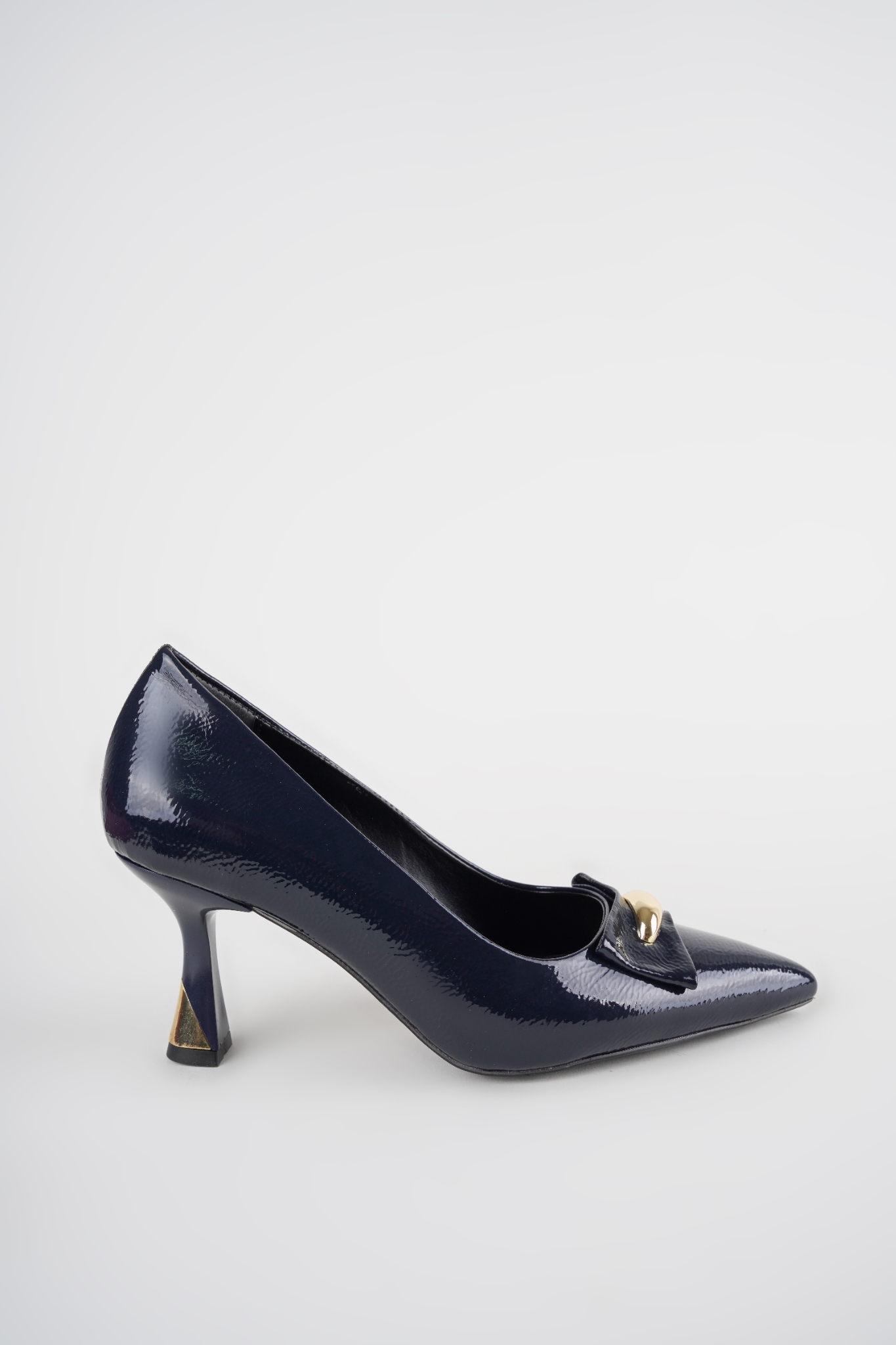 Tiara Lacivert Kırışık Rugan Gold Detaylı Topuklu Stiletto Tiara Lacivert Kırışık Rugan Gold Detaylı Topuklu Stiletto