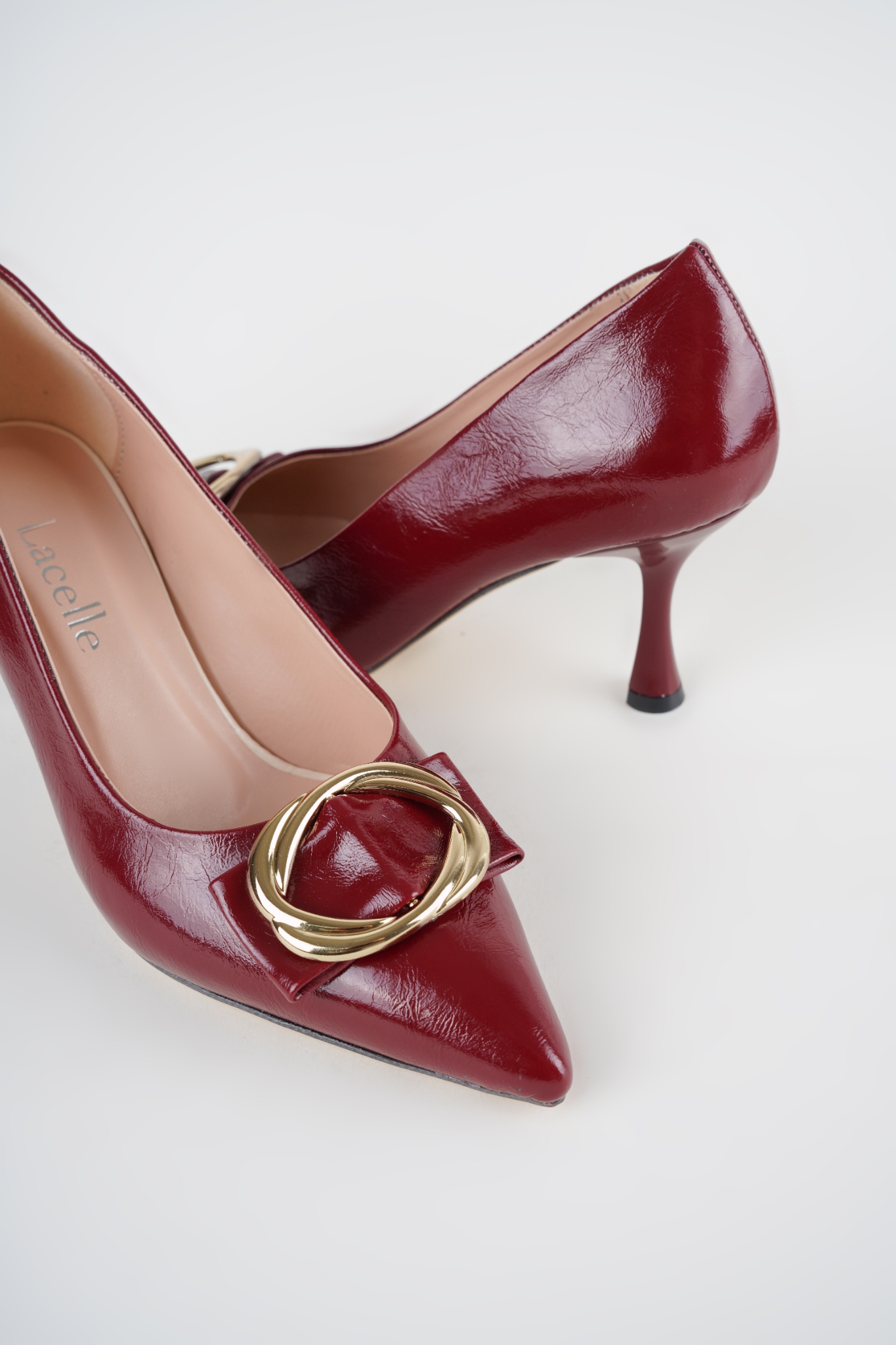 Elisya Bordo Kırışık Parlak Cilt Gold Detaylı Topuklu Stiletto Elisya Bordo Kırışık Parlak Cilt Gold Detaylı Topuklu Stiletto