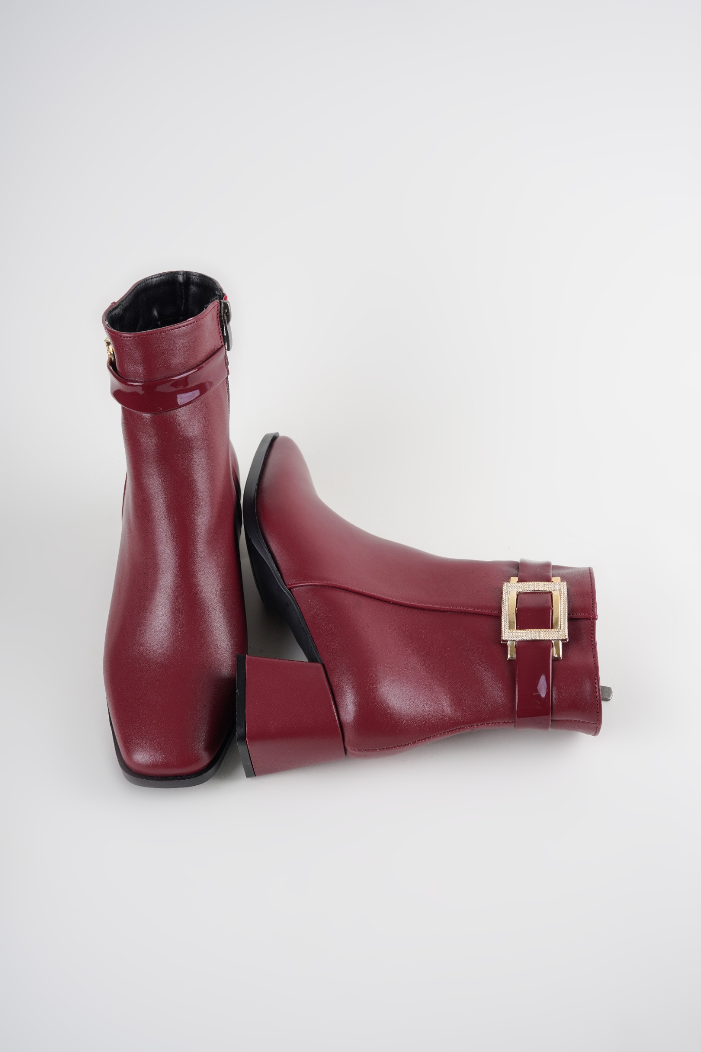 Nayis Bordo Nayis Bordo