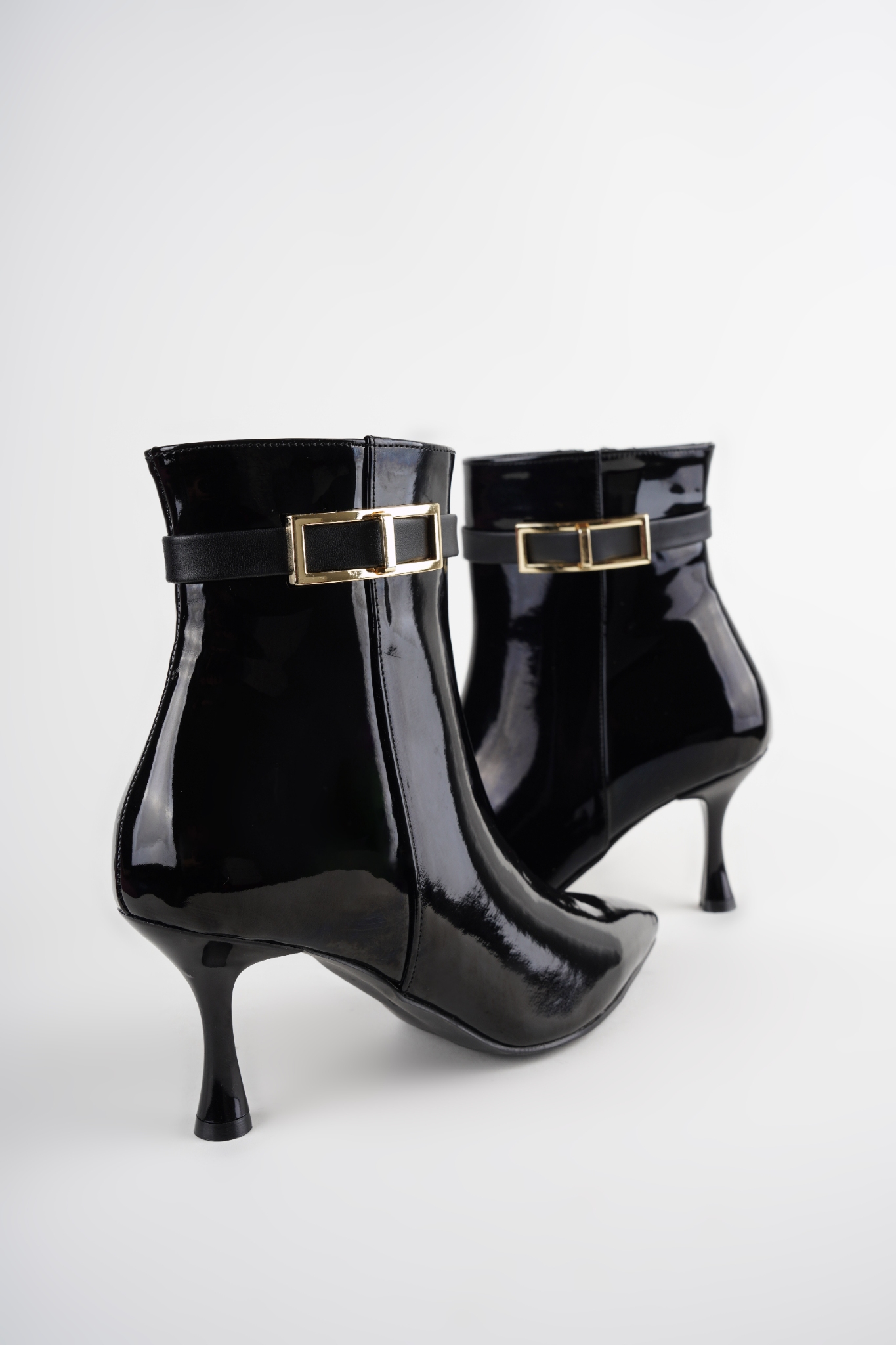 Laktone Siyah Rugan Laktone Siyah Rugan