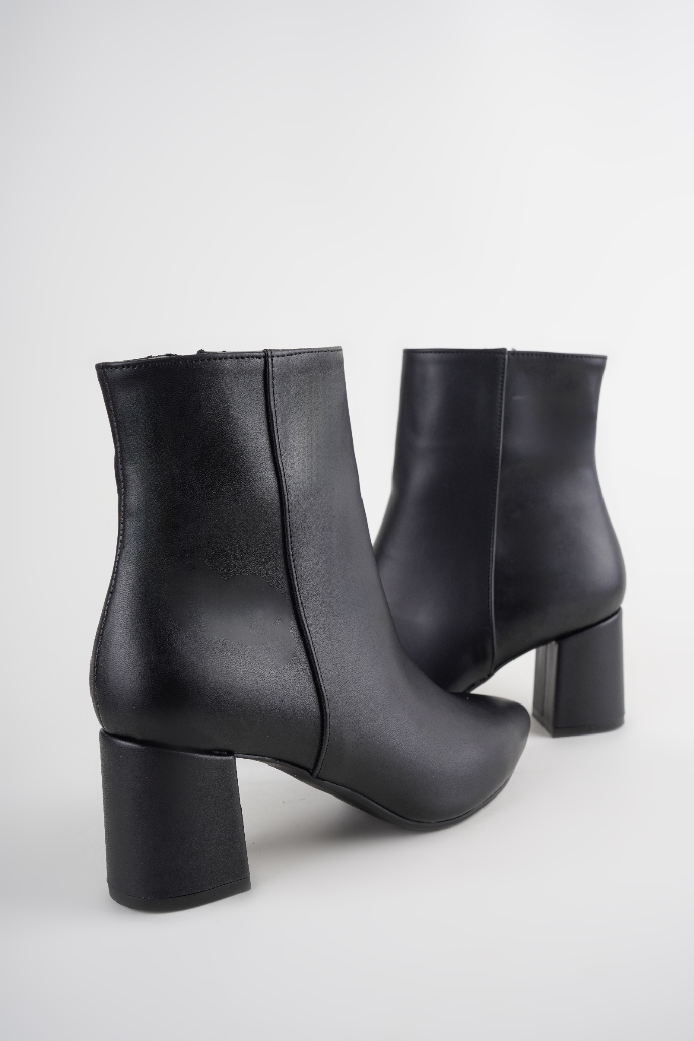 Safina Siyah Safina Siyah