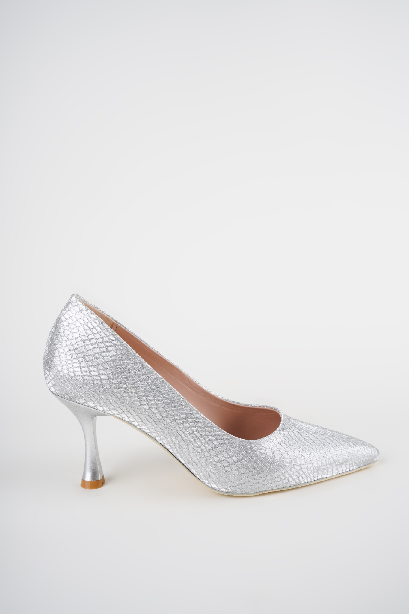 Hira Gümüş Lame Yılan Baskı Detaylı Kadeh Topuklu Stiletto Hira Gümüş Lame Yılan Baskı Detaylı Kadeh Topuklu Stiletto