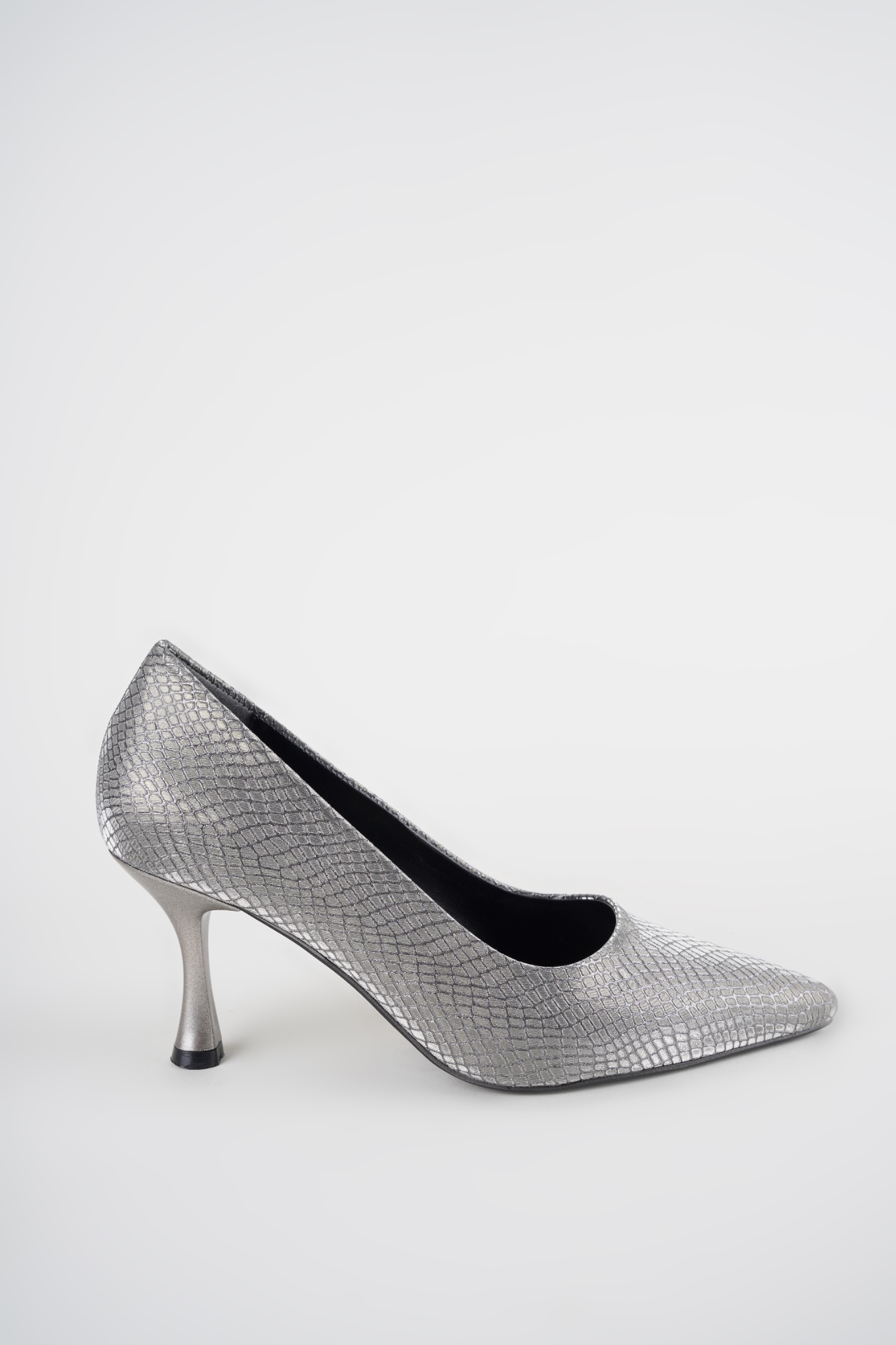 Hira Platin Yılan Baskı Detaylı Kadeh Topuklu Stiletto Hira Platin Yılan Baskı Detaylı Kadeh Topuklu Stiletto