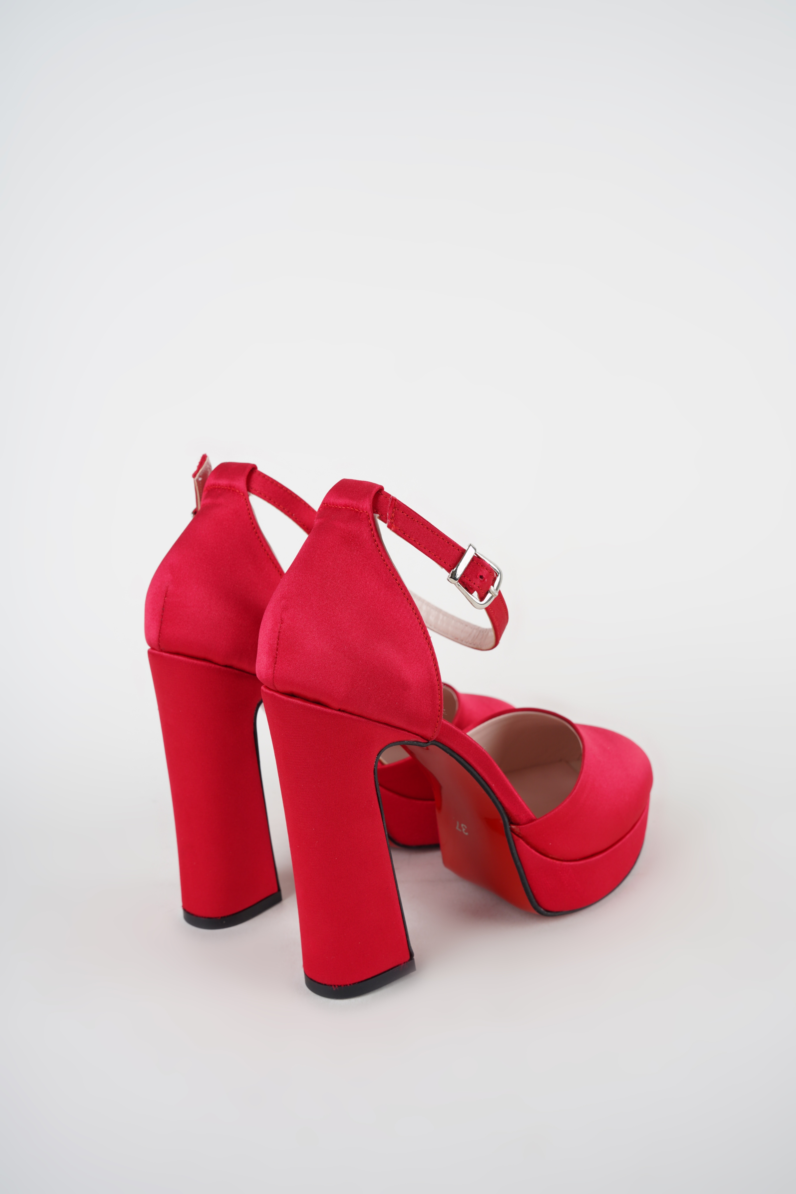 Sabrina Kırmızı Saten